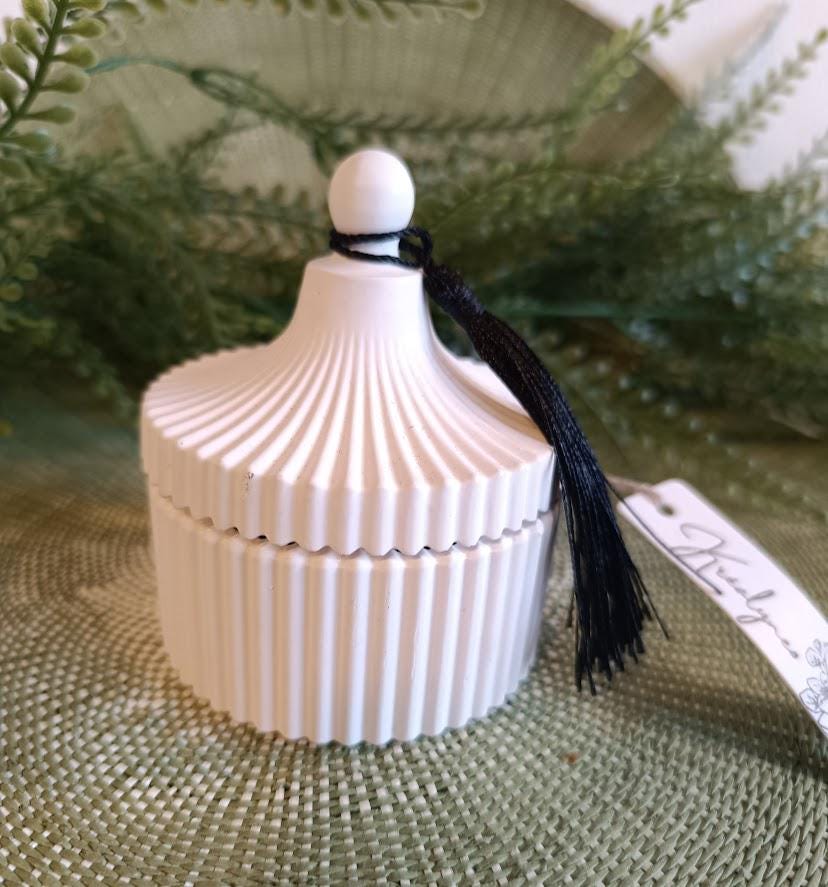 Boîte à bijoux blanche