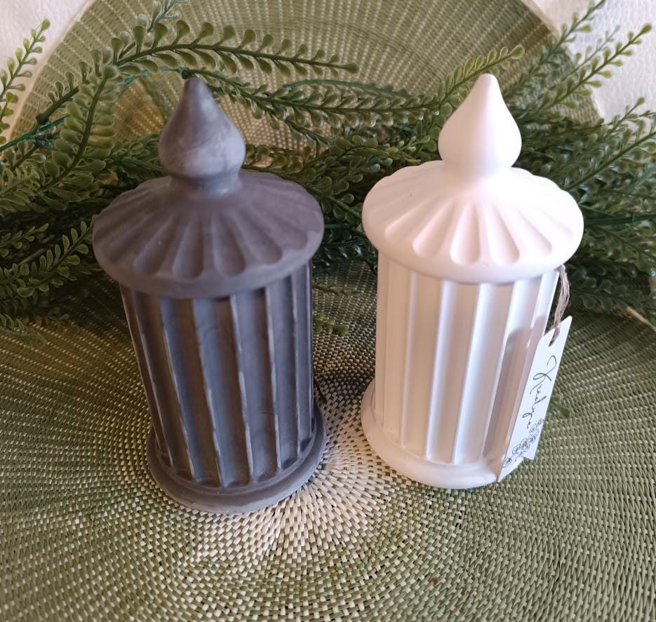 Boîte de rangement grise