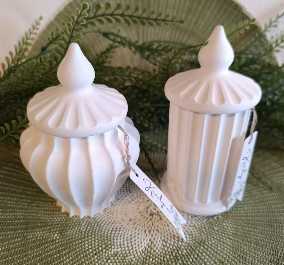 Boîte de rangement banche.