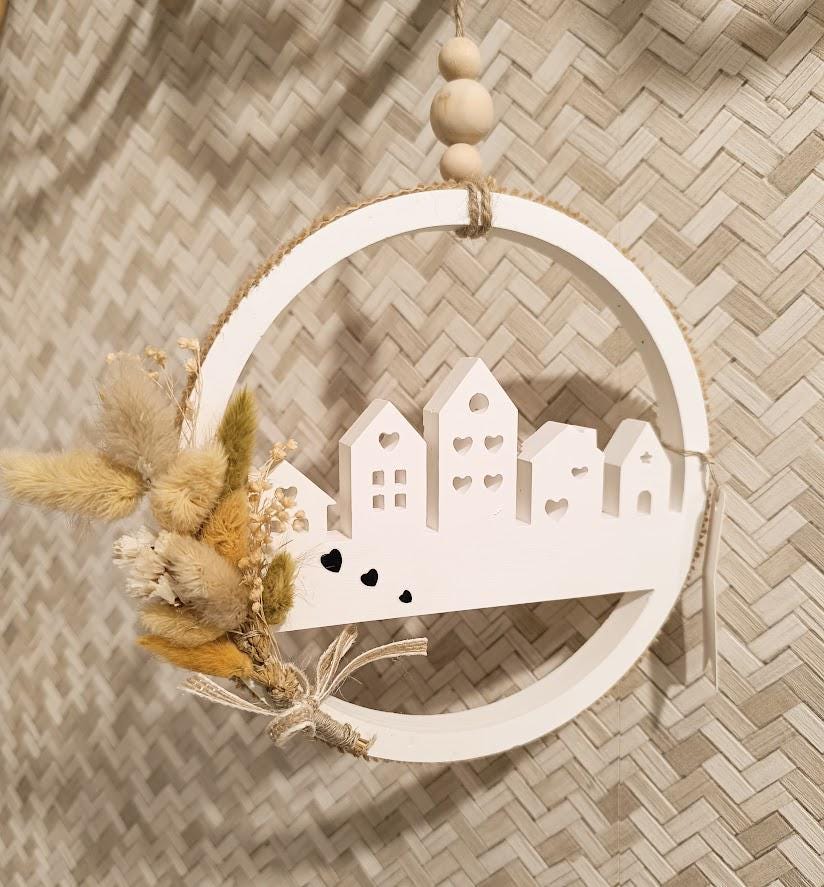 Décoration murale maisonnettes et fleurs séchées